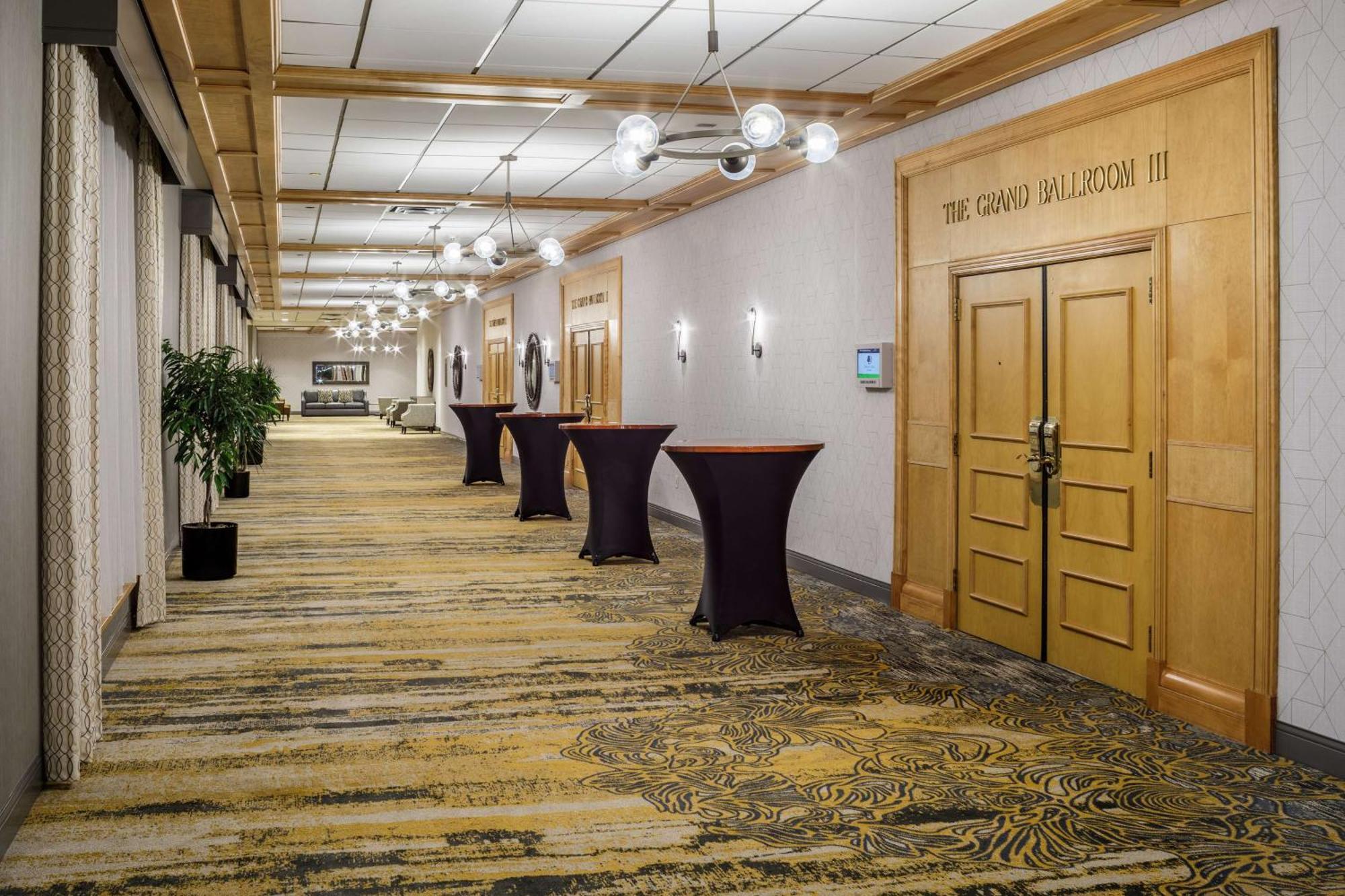 Doubletree By Hilton Hotel Денвер Экстерьер фото
